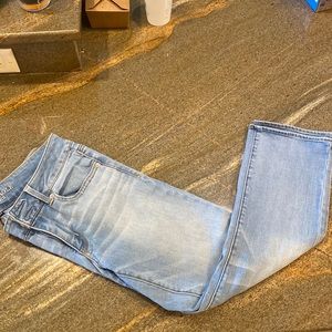 American Eagle Capris